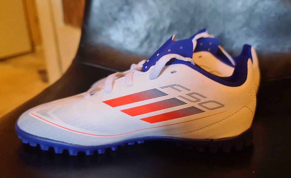 Детски футболни обувки Adidas F50