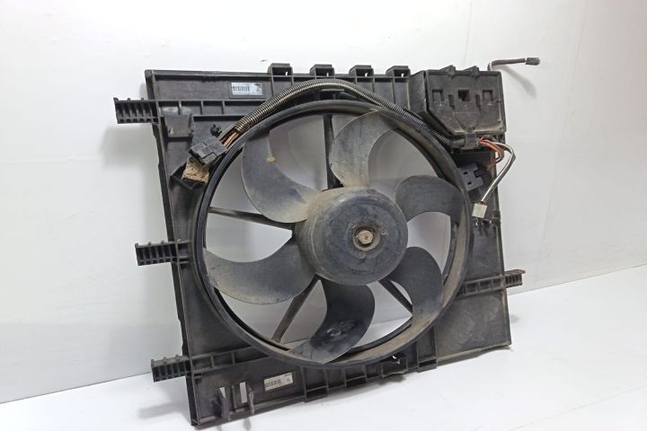 Electeoventilator racire 6385002093 Mercedes-Benz Vito W638