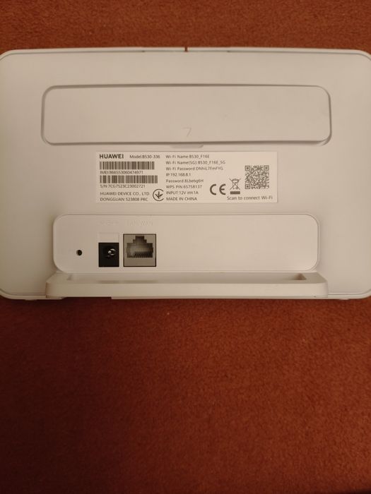Vând Router Huawei 4G CPE3