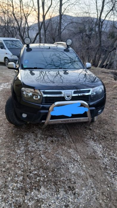 Vând  Dacia Duster