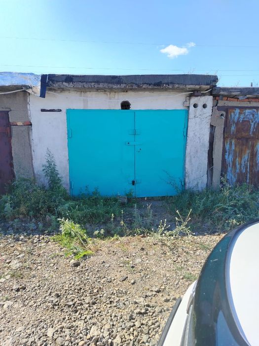 Продам гараж в хорошем районе