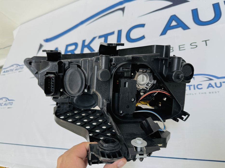 Far dreapta halogen Audi Q3 dupa 2011