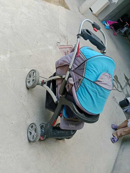 Детская коляска для детей