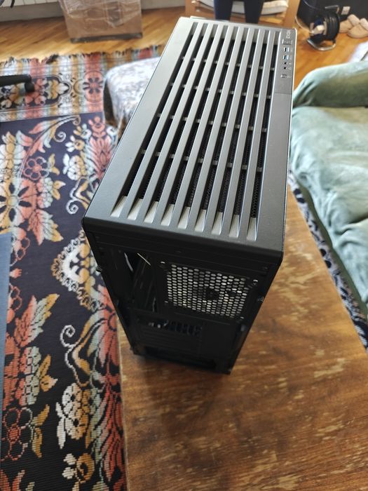 Кутия EVGA DG-73 + 7×120mm argb fans