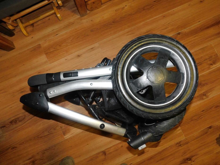 Carucior 2 in 1 Maxi Cosi (scaun reversibil + landou)