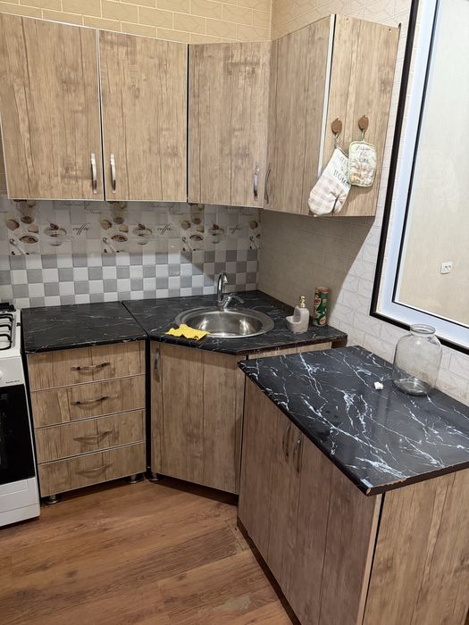 газ ва мебель сотилади