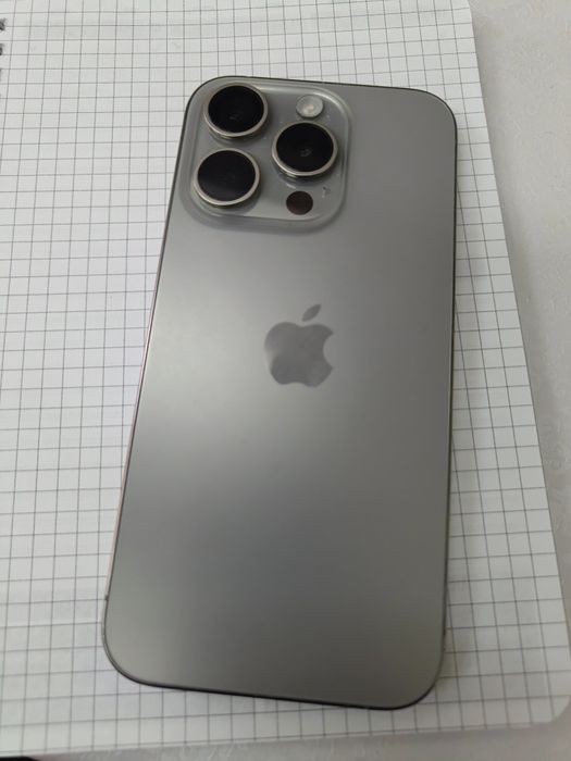 Продам iPhone 15 pro