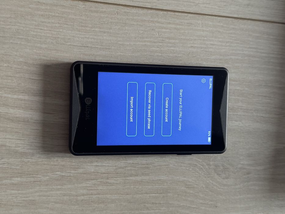 Portofel Crypto Ellipal Titan