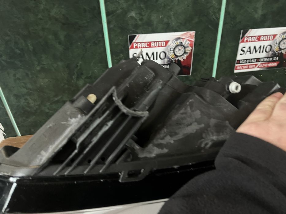 Far dacia sandero 2022 stanga