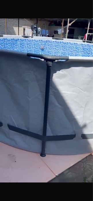 Продам бассейн 3,5 ширина 140 см высота