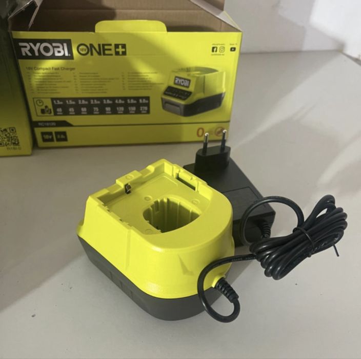 Incarcator Ryobi 18V nou