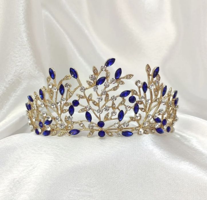 Официална рокля