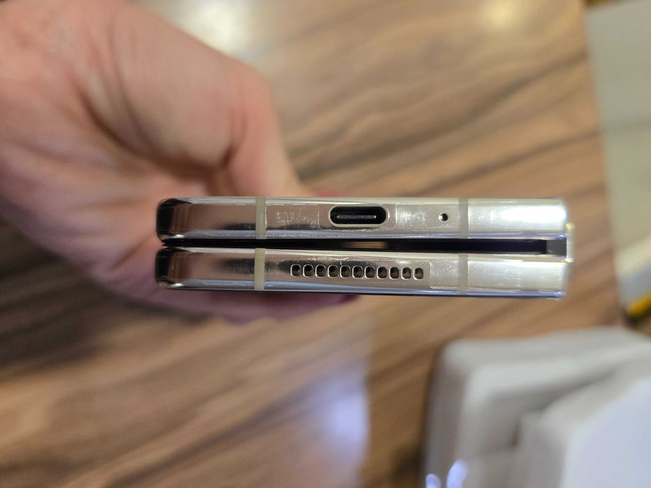 Samsung Z fold 4  256 GB