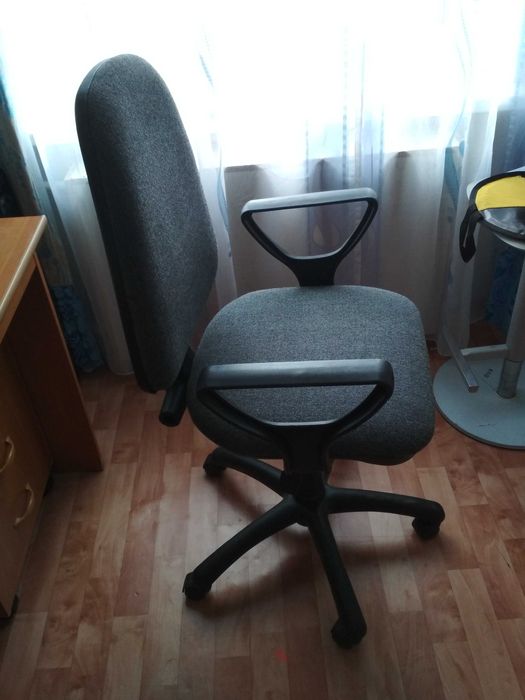 кресло для компьютера,  в отл сост!