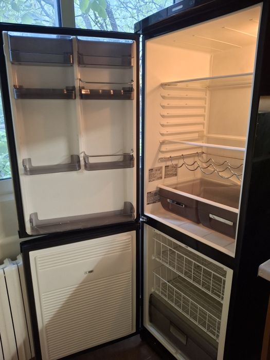 Хладилник с фризер Gorenje