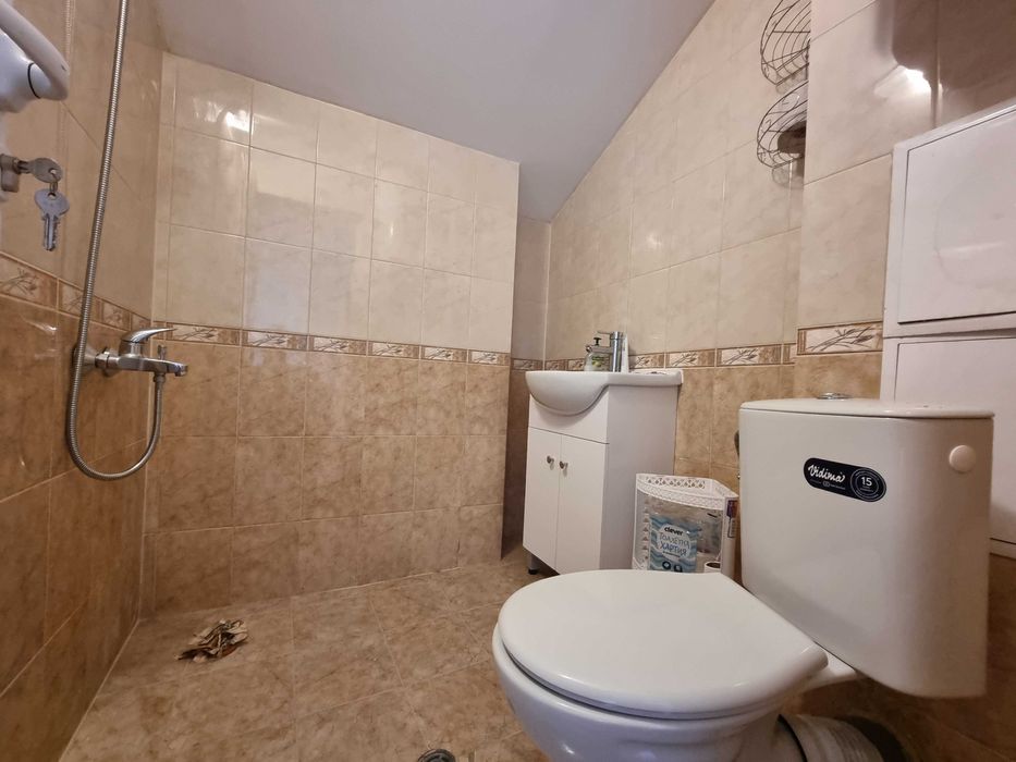 Тристаен апартамент без такса поддръжка до лифта в гр. Банско