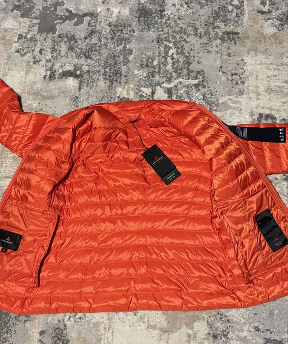 Peuterey,geacă puf pt.femei,NOUĂ,măr.S(40)