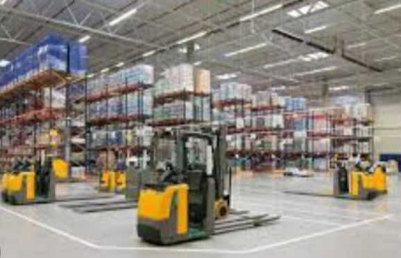 Сдаётся в аренду 10 000 м² склад А класса.