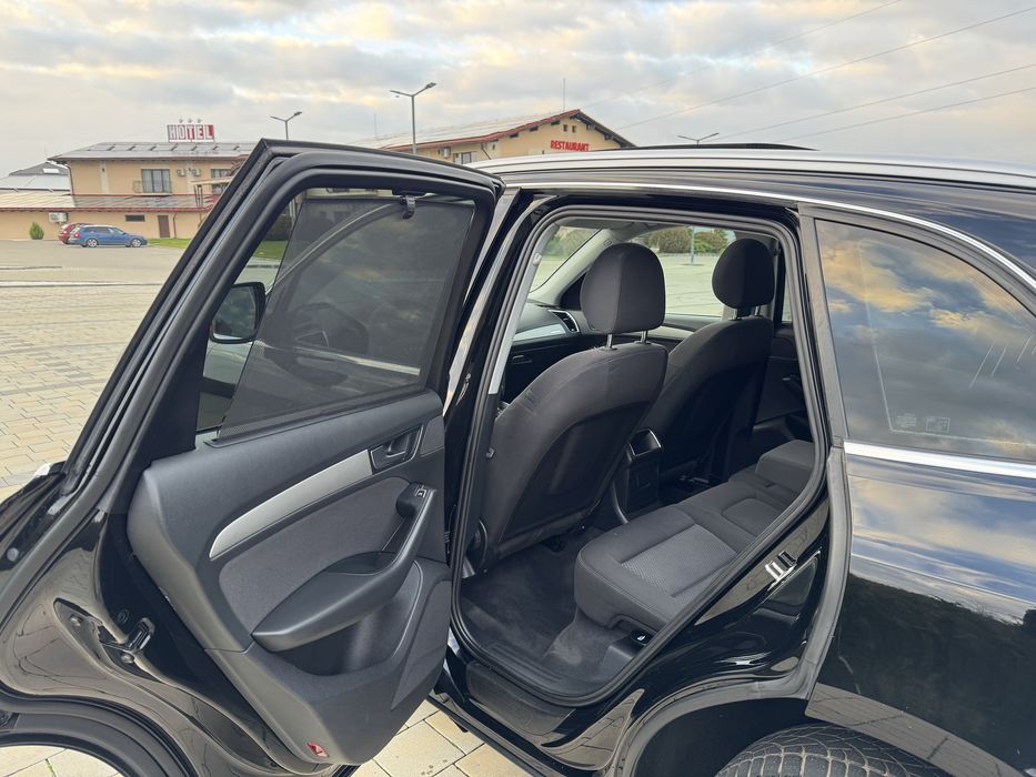 Vand Audi Q5  Model Facelift 2.0TDI 177 CP 4*4 Cutie Automata