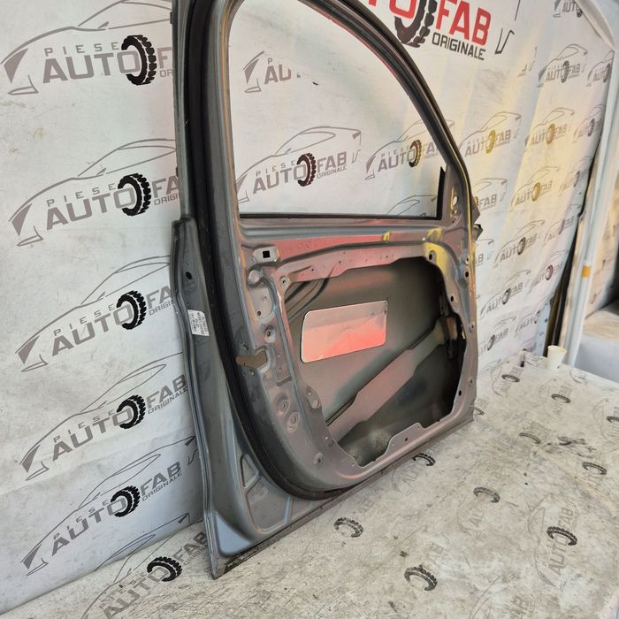 Usa stanga fata Mercedes C-Class W205 an 2014-2015-2016-2017-2018-2019