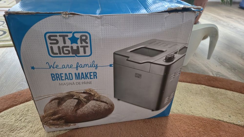 Masina de paine Star-Light MPD-550SS 12 programe, 550W, Display, Control Digital Compartiment seminte Inox