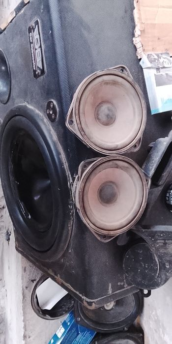 Продам колонки саббуфер