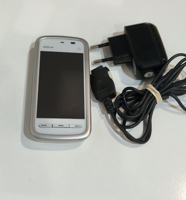 Telefon Nokia cu incarcator original