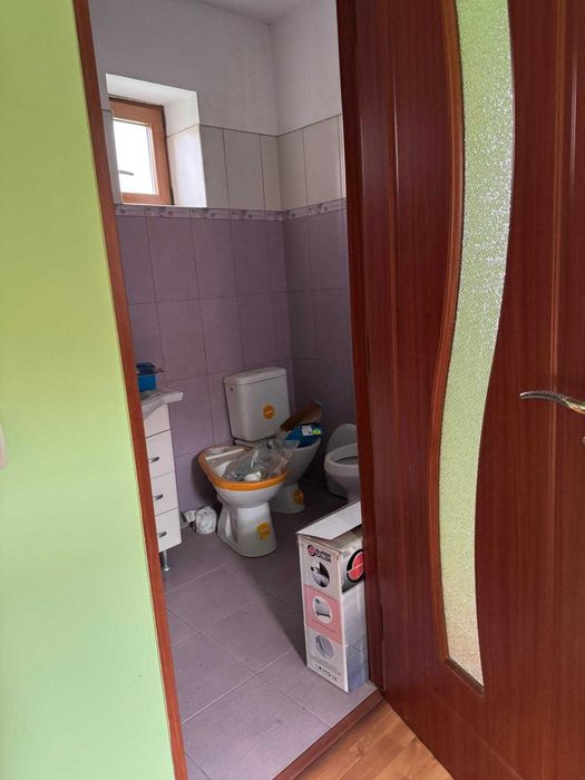 Casa cu curte si gradina in Cristian