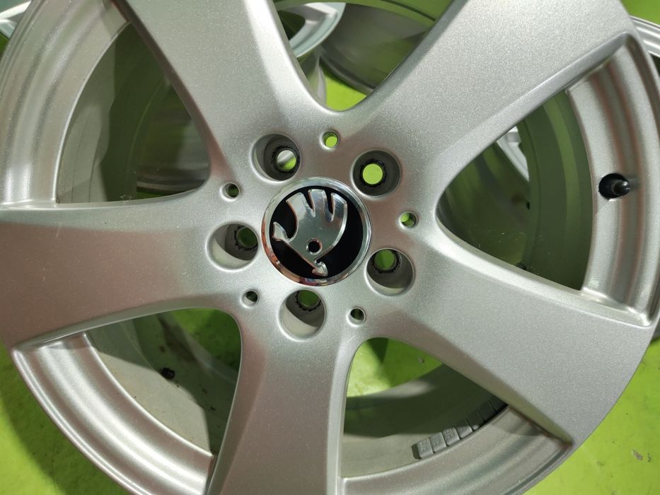 17 5x112 Skoda лети джанти 5х112 шкода