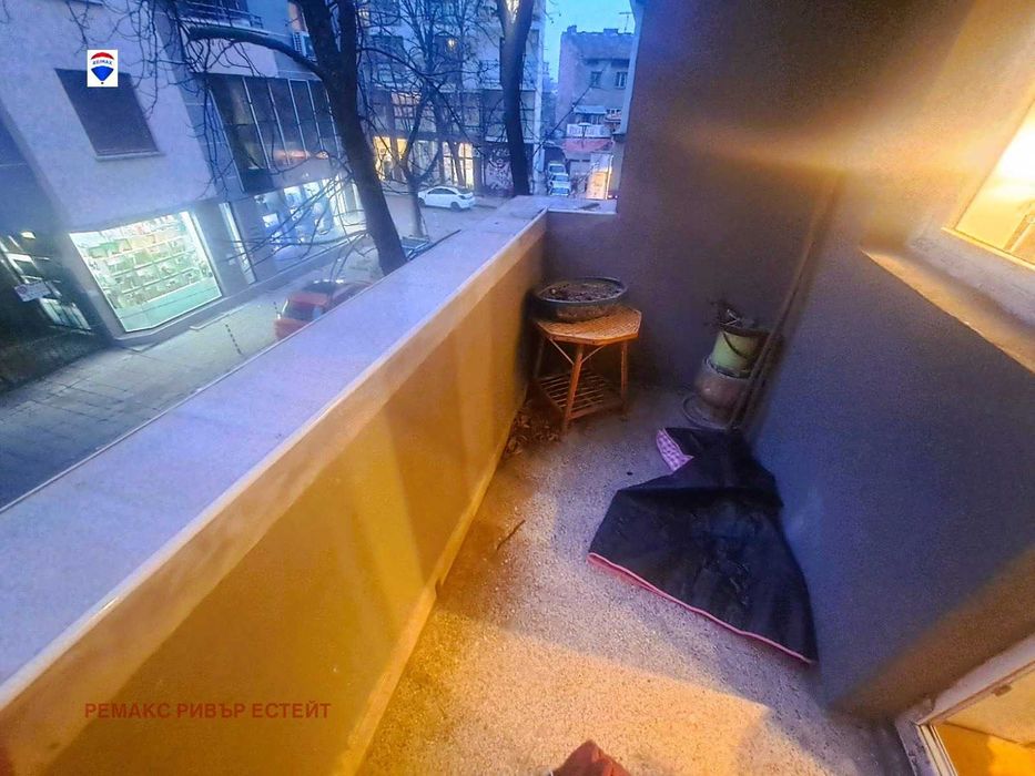 Тристаен апартамент под наем в центъра на гр. Русе