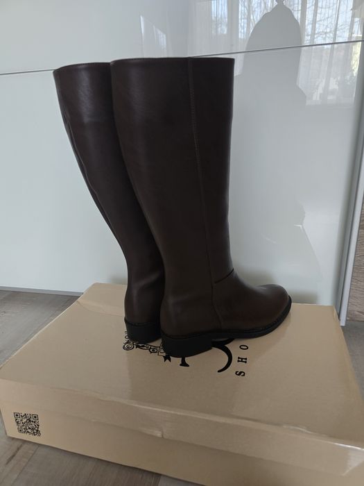 Кафяви високи ботуши 38н.