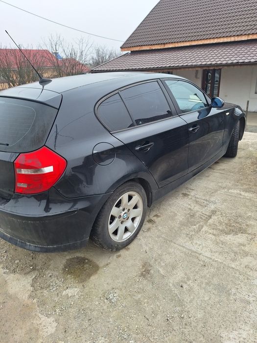 De vanzare bmw seria 1 fab 2010 e5 propietar in acte fiscal la cumpara