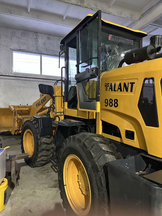 Погрузчик Талант 988