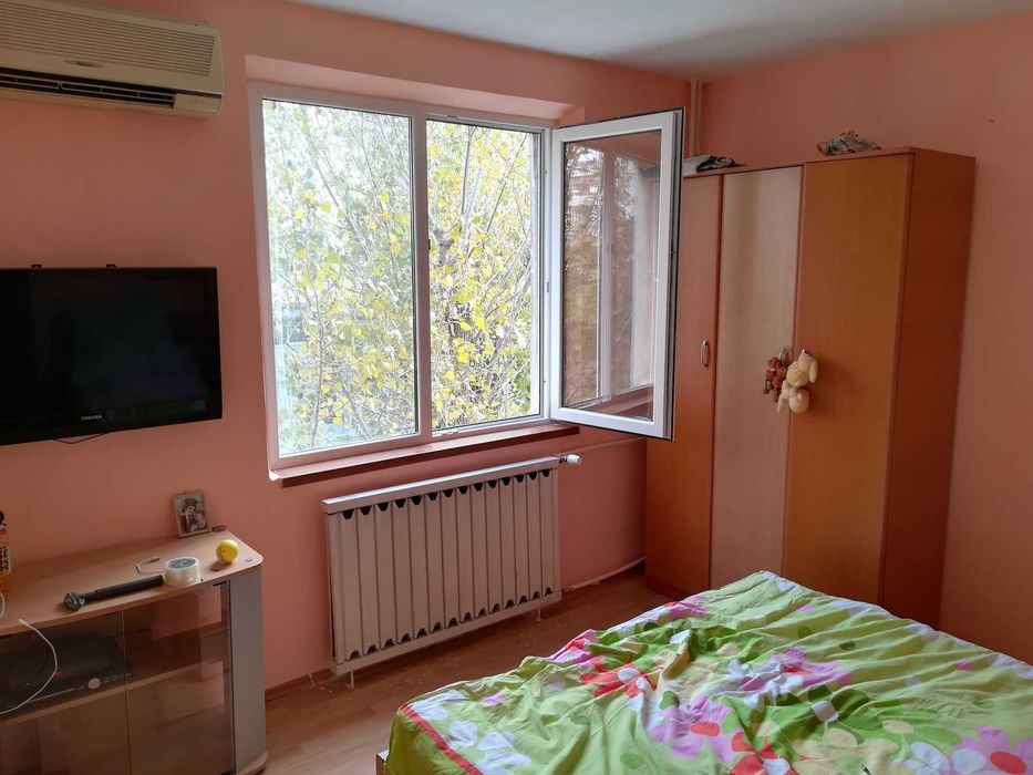 Apartament 3 camere, dec, Rahova