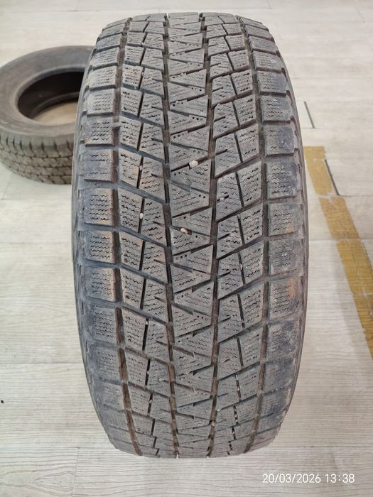Продам баллон 265/65R17 Bridgestone.