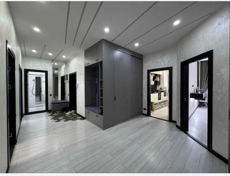 Продается 4 х комнатная квартира Ганга. Своя