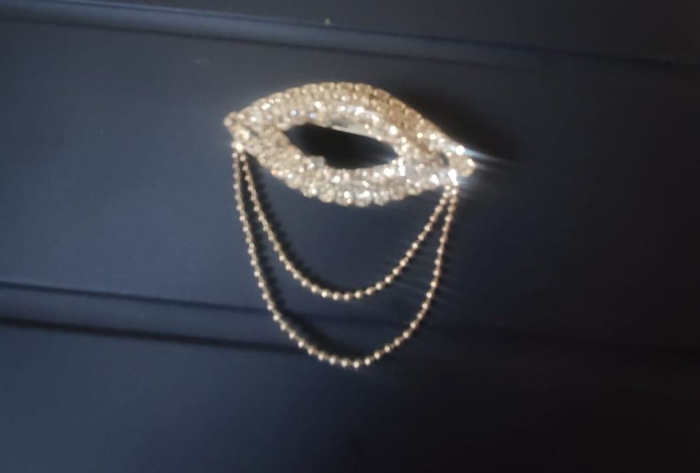 Колье и Брошки Чехия обмен