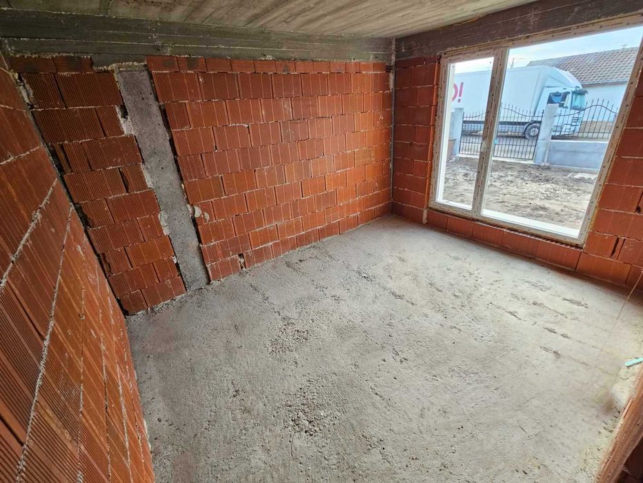 Едноетажна къща в Рогош