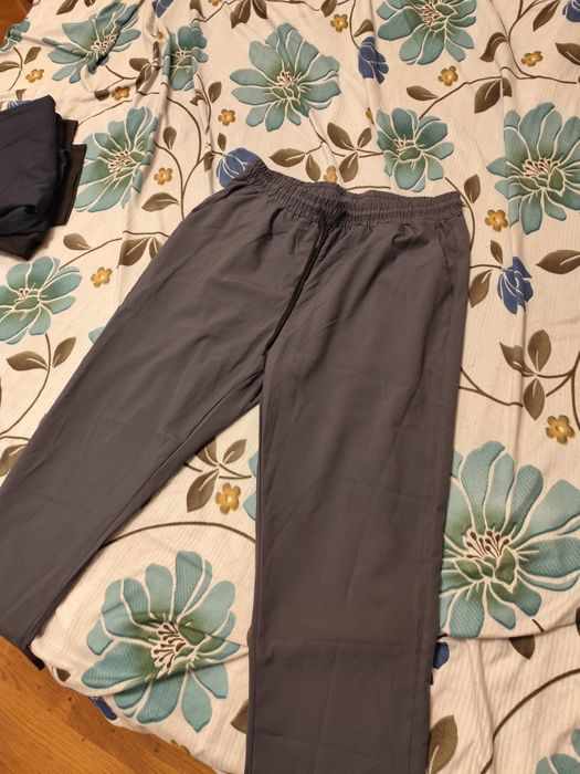 Pantaloni de foită