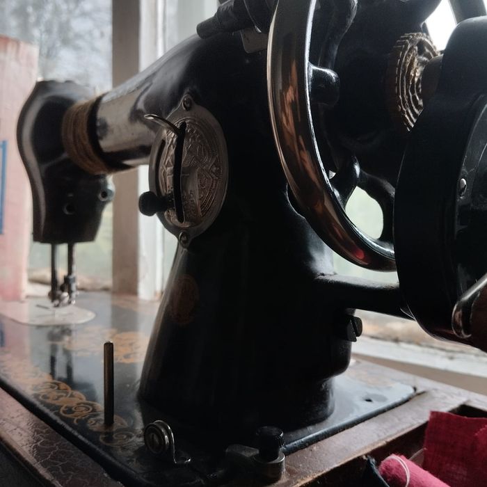 Продам 2 швейные машинки