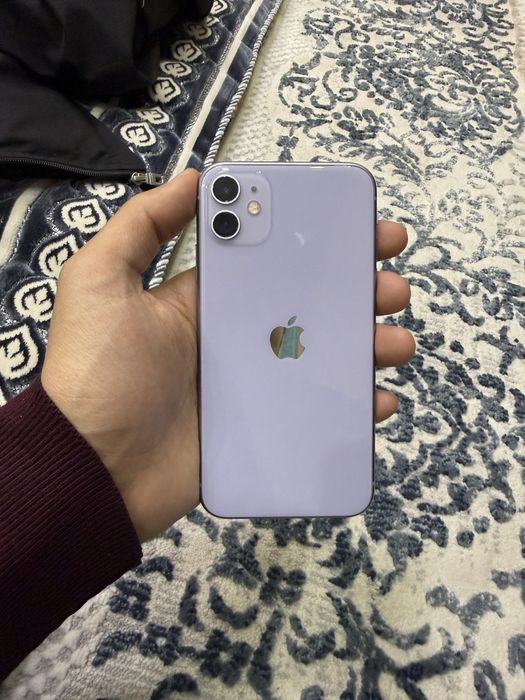 iPhone 11 / 128 Gb