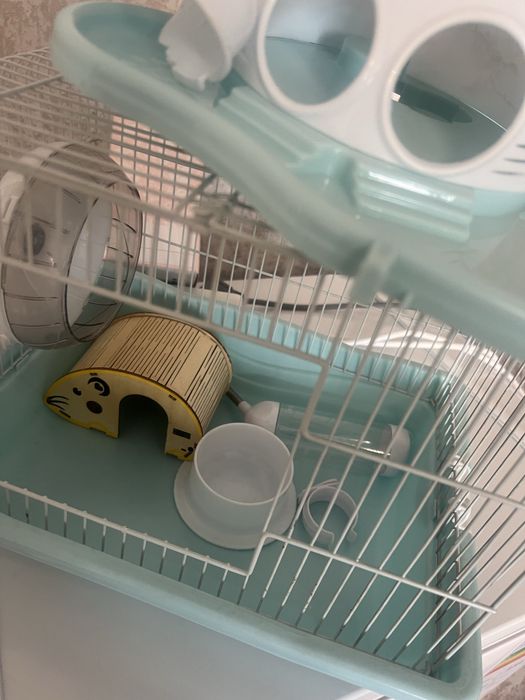 Продам клетку для хомяка