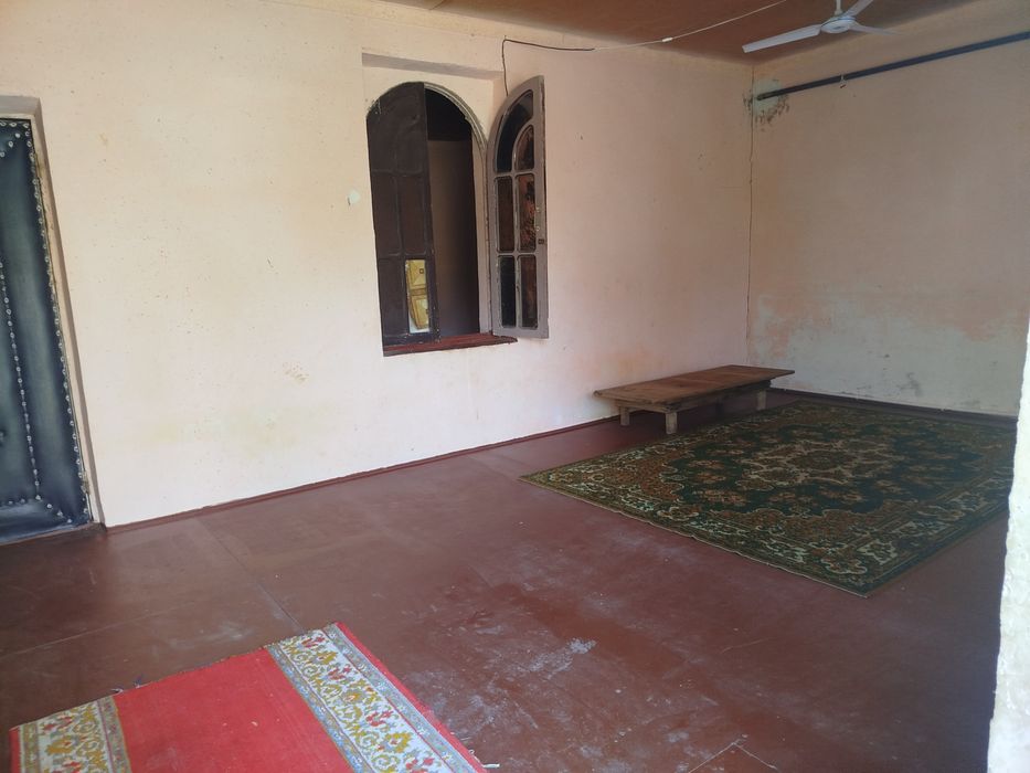 Ижарага ховли 300 чарво парранда экин экса булади