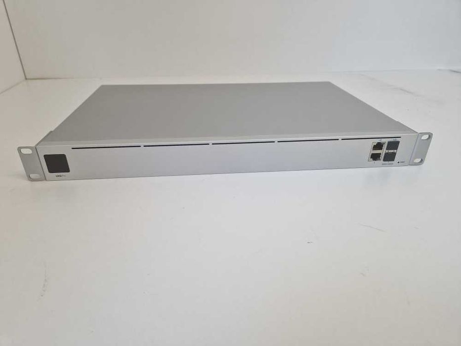 Ubiquiti Gateway Pro gateway/controller 1000 Mbit/s
