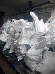 Curatenie in debarale , spatii comerciale , garaje , eliberare moloz