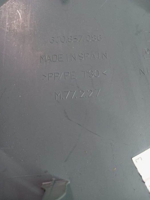 Capac lateral plansa bord 6J0857086 Seat Ibiza 4 6J [2008 - 2012] 1.2