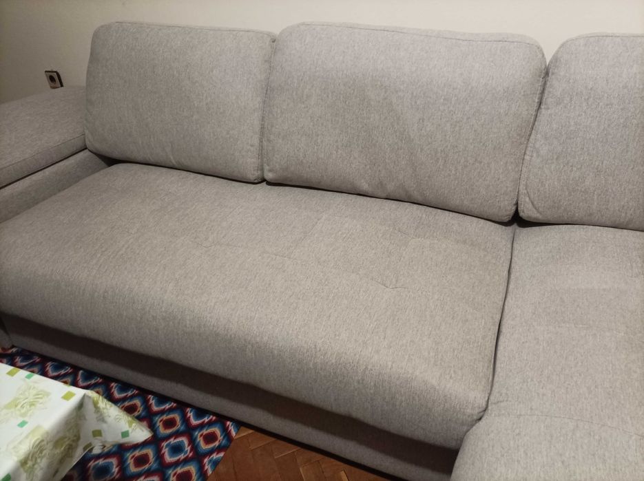 Продавам малко използван диван Валенсия покет