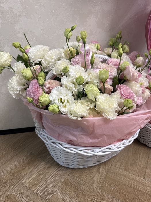 Цветы свежие,красивый огромный букет