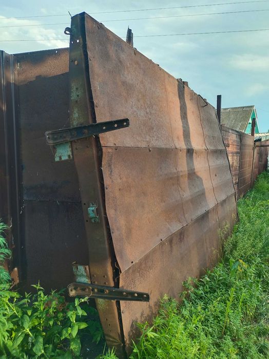 Продам кузов бортовой газ-53 вил кун ДВС 111 вагончик будка на колесах