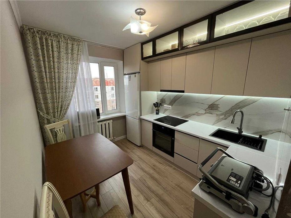 Продам 3ком квартиру на 8мкр,
